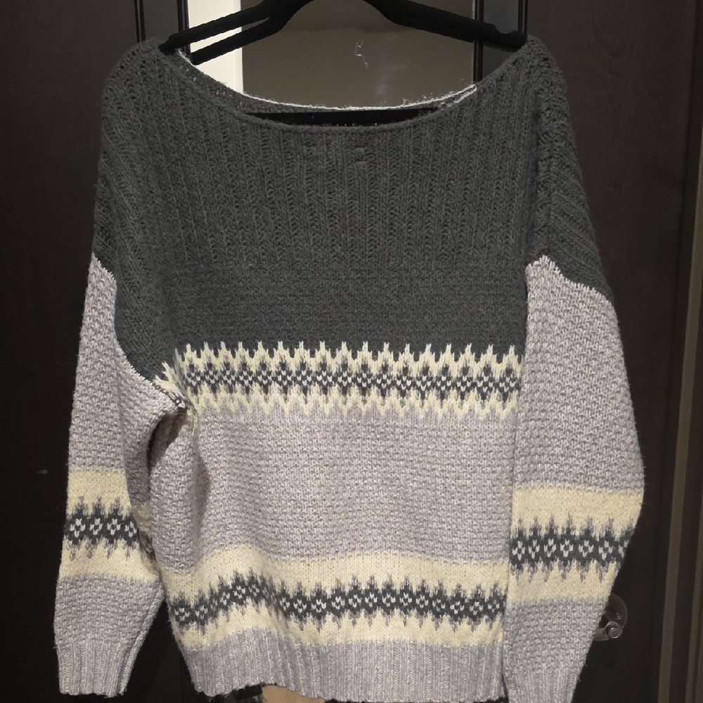Lucky Brand Off-the-Shoulder Gray and Cream Sweater - Picture 3 of 3